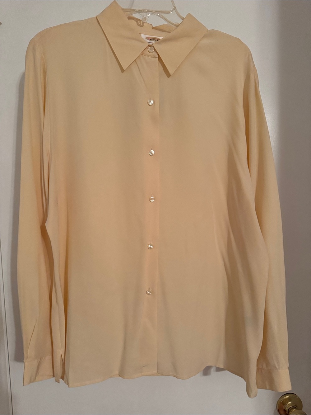 Talbots 100% Silk Light Yellow Women's Button-Down Shirt NWT Sz 16